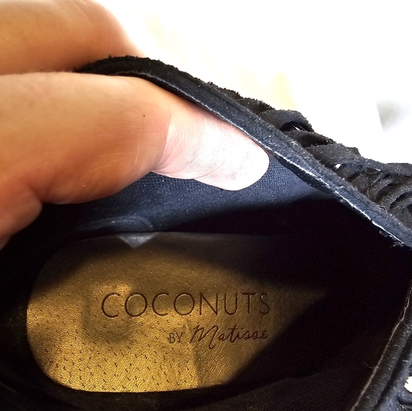 Coconuts By Matisse 8 M Fringe Booties - Picture 2 of 8